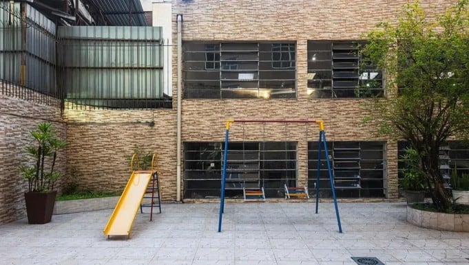 Building image 6