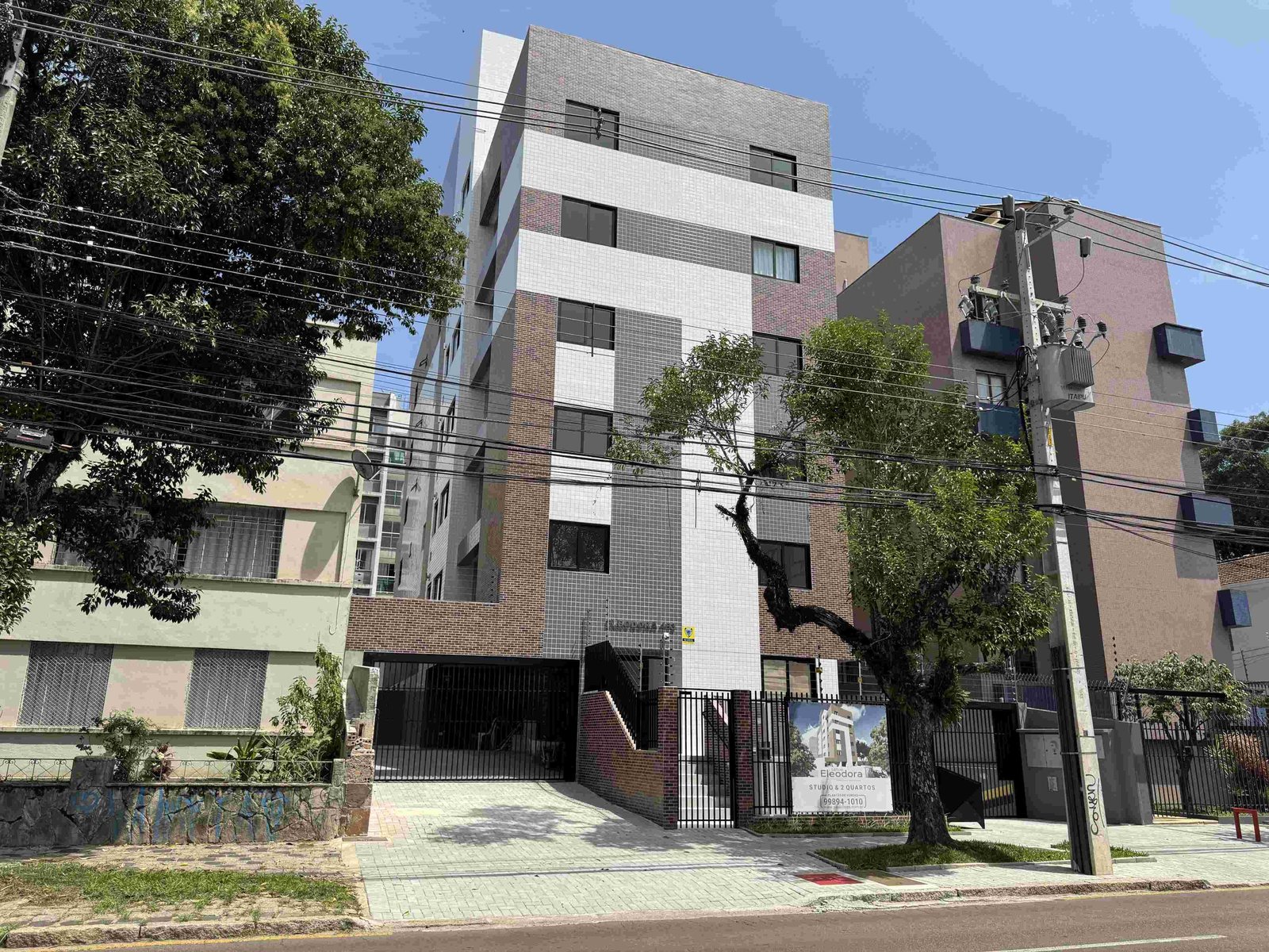 Building image 4