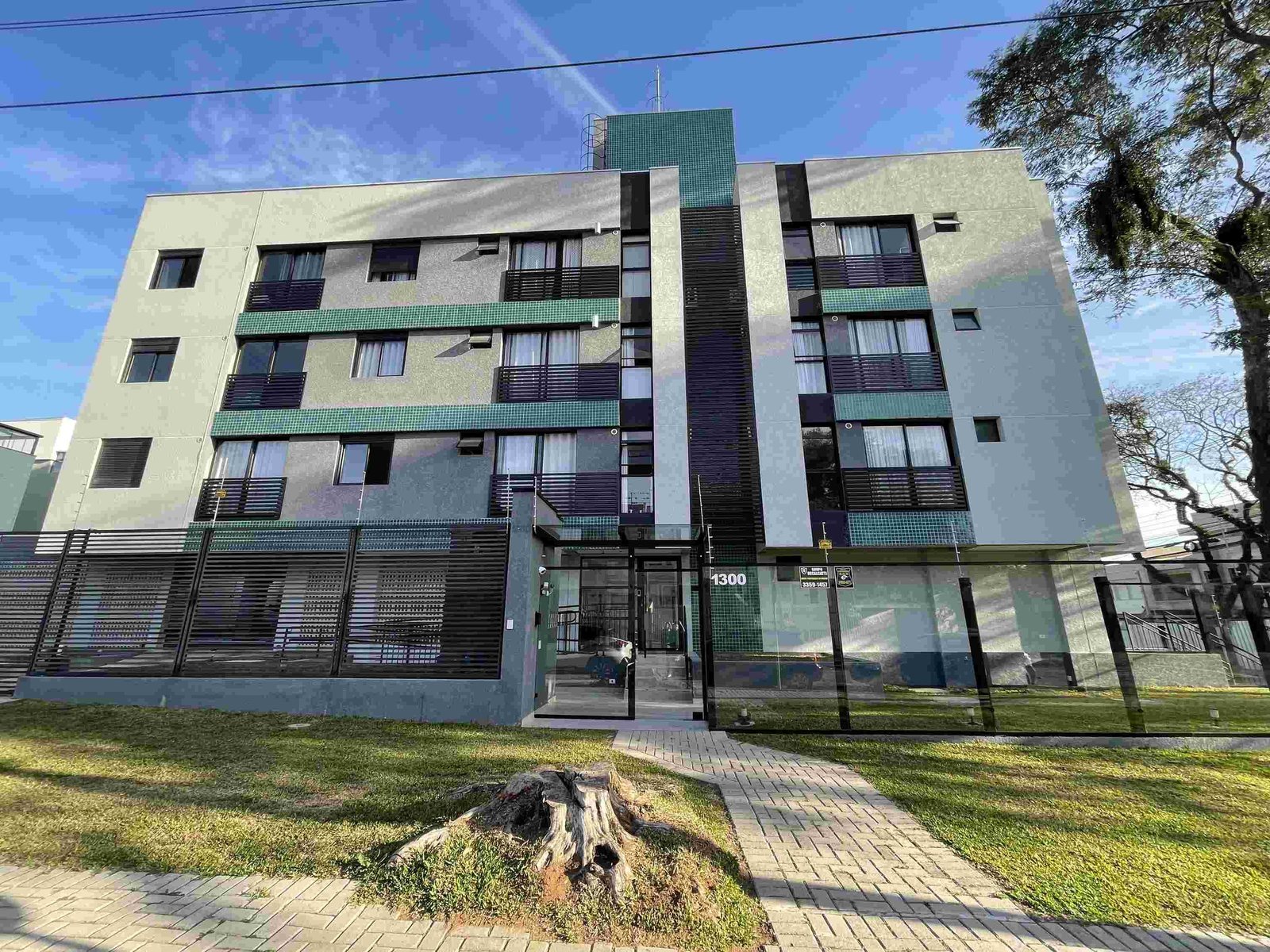 Building image 2