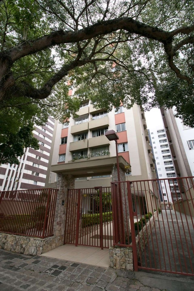 Building image 1